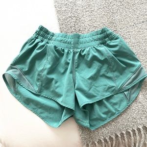 Lululemon Hotty Hot shorts